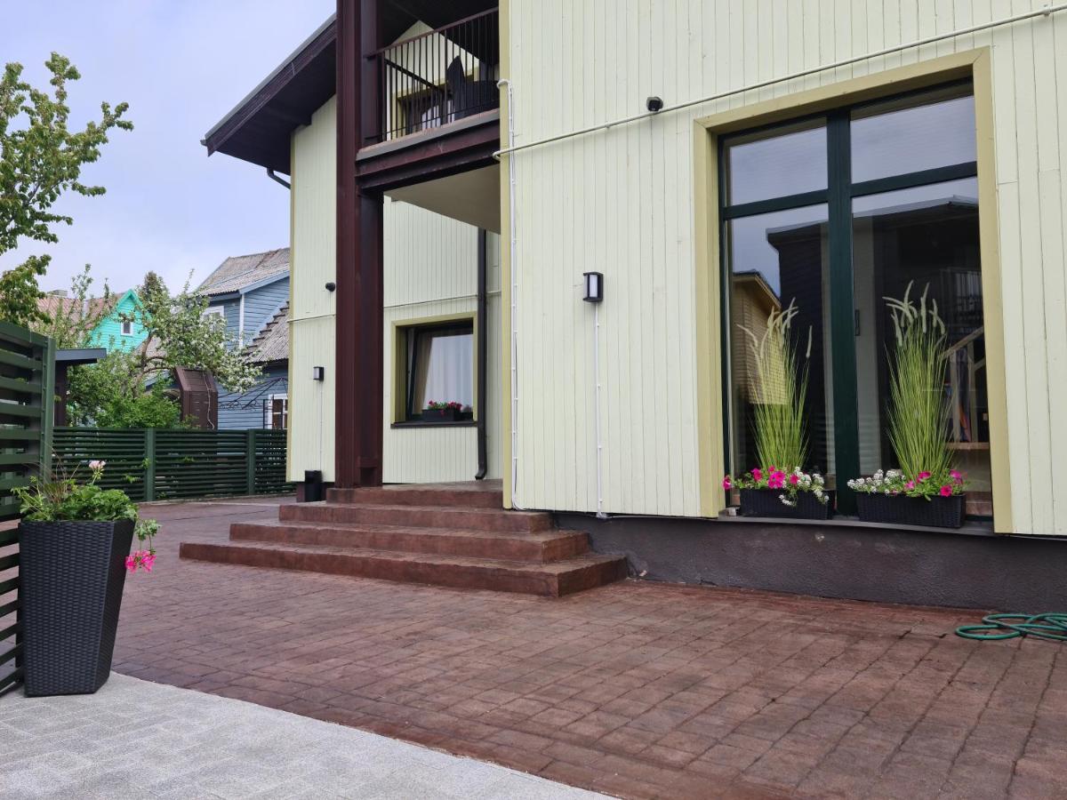 Medziotoju Kiemelis Hotel Palanga Exterior foto