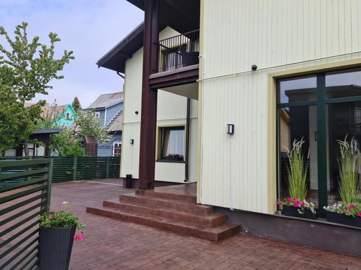 Medziotoju Kiemelis Hotel Palanga Exterior foto