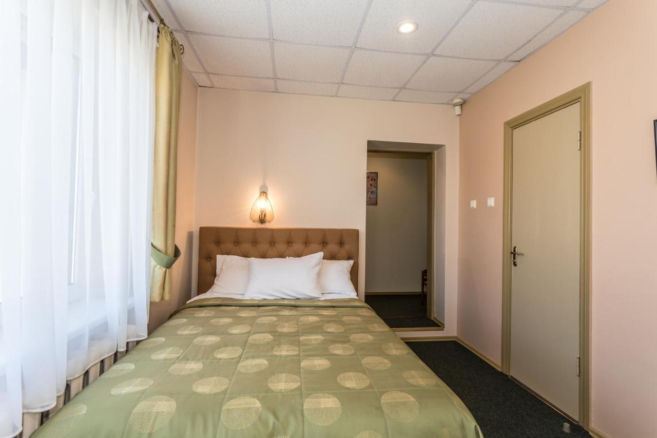 Medziotoju Kiemelis Hotel Palanga Exterior foto